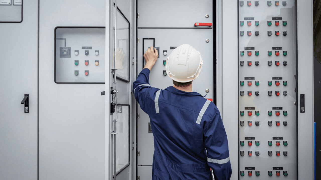 Jasa Kalibrasi Listrik Semarang: Layanan Bersertifikat KAN untuk Jawa Tengah - PT Global Mandiri Instrumentasi